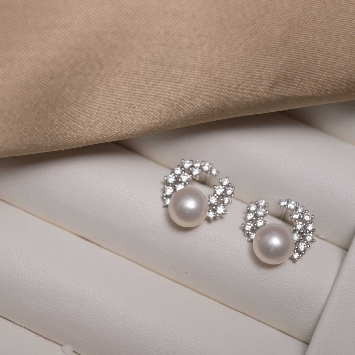 Celeste Wreath Pearl Studs - ZG_PearlsS925/Sterling SliverZG_PearlsSterling silverSilver