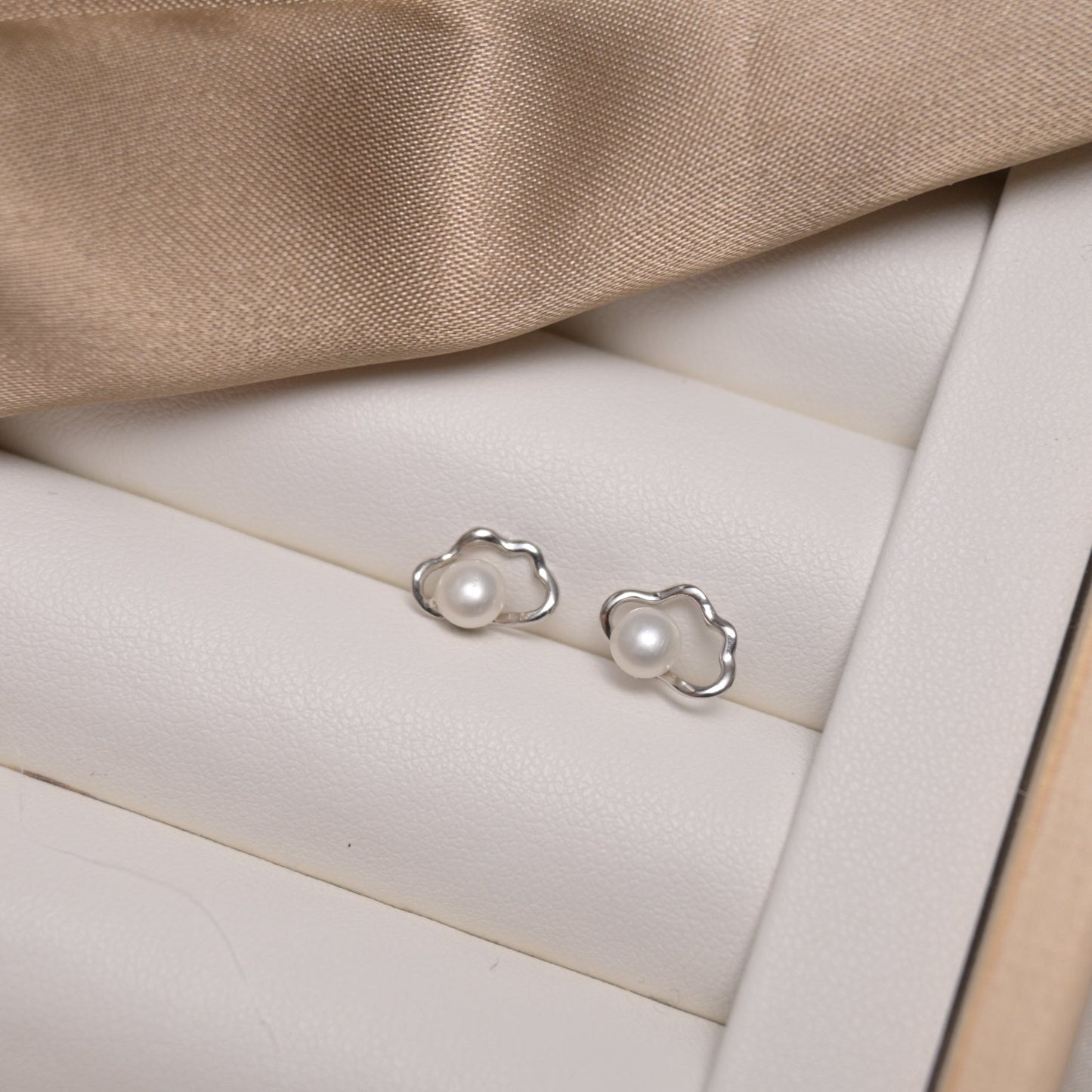 Cloud Pearl Stud Earrings - ZG_PearlsS925/Sterling SliverZG_PearlsSterling silverSilver