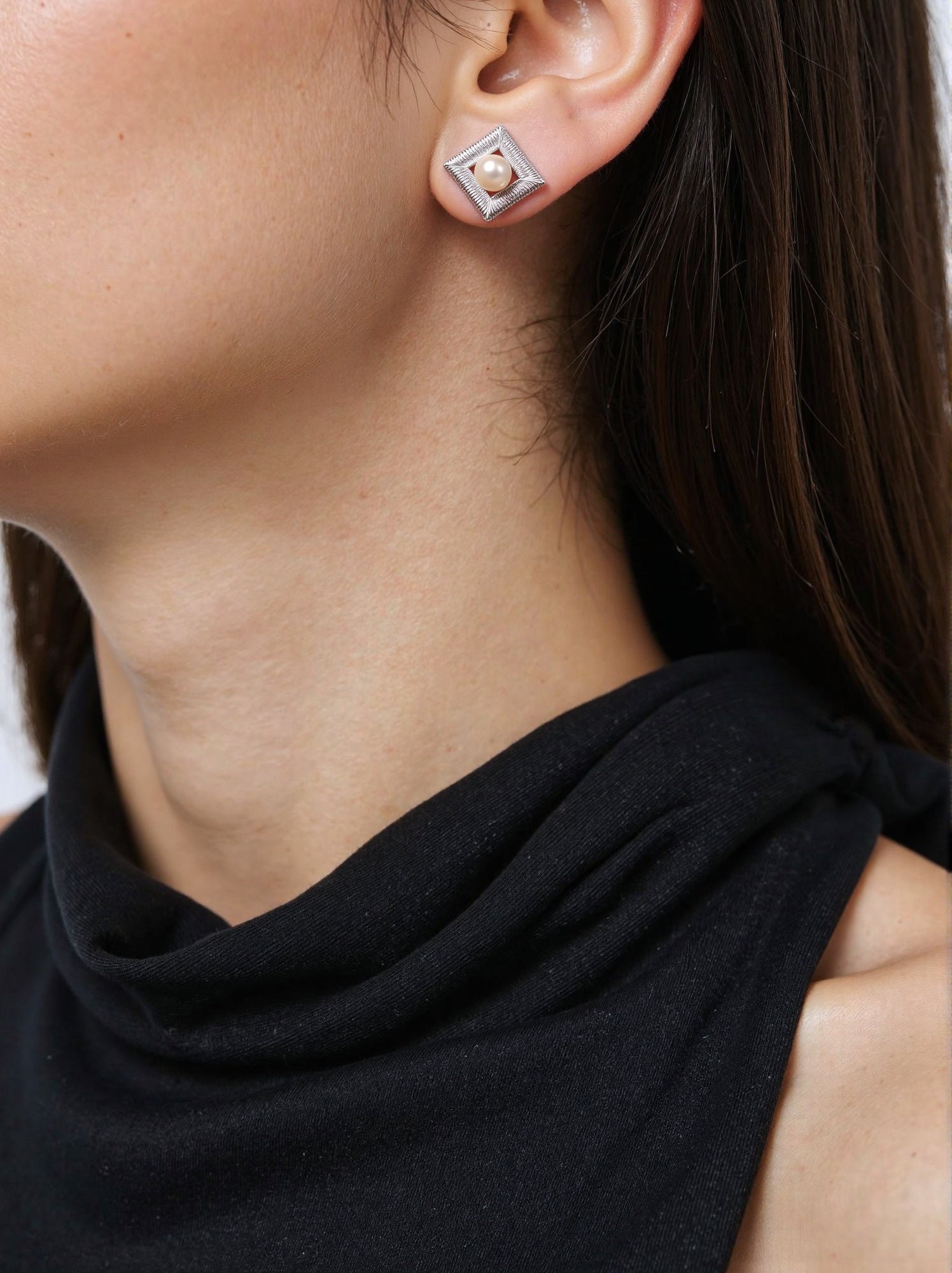 Heirloom Frame Pearl Studs - ZG_PearlsS925/Sterling SliverZG_PearlsSterling silverGold