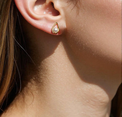 Luna Drop Pearl Studs - ZG_PearlsS925/Sterling SliverZG_PearlsSterling silverGold
