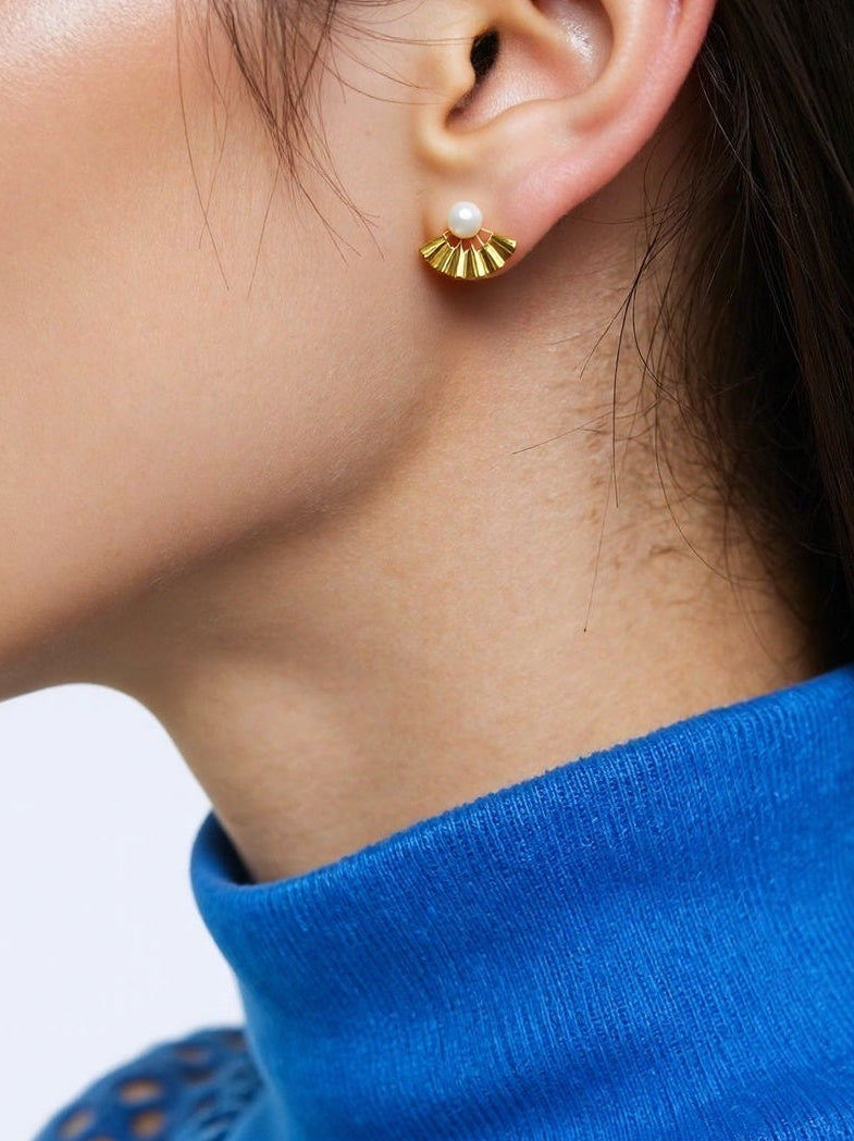 Soléa Fan Pearl Studs - ZG_PearlsS925/Sterling SliverZG_PearlsSterling silverGold